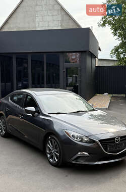 Седан Mazda 3 2015 в Києві
