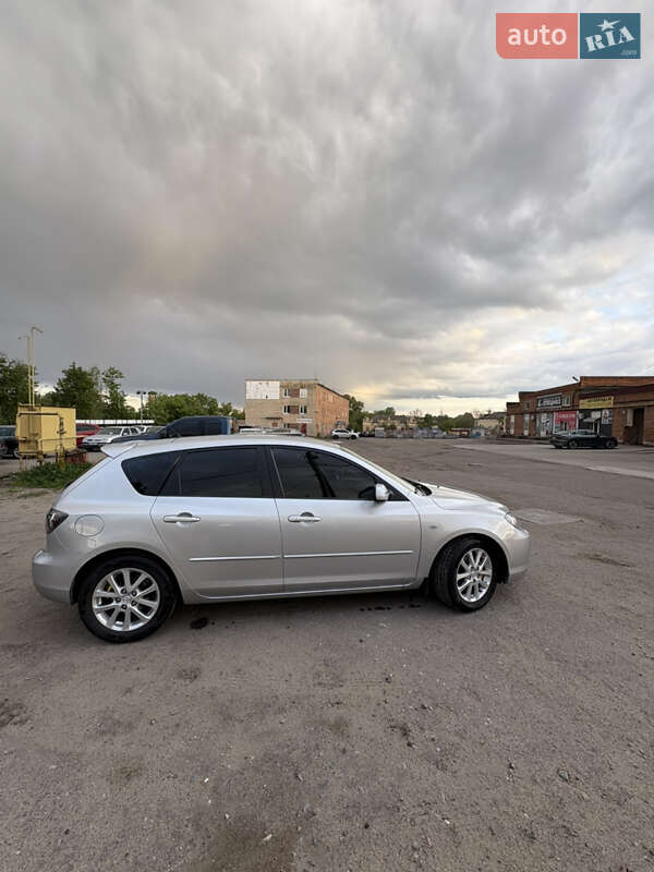 Хэтчбек Mazda 3 2008 в Киеве