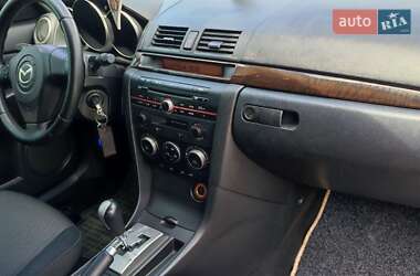 Седан Mazda 3 2007 в 