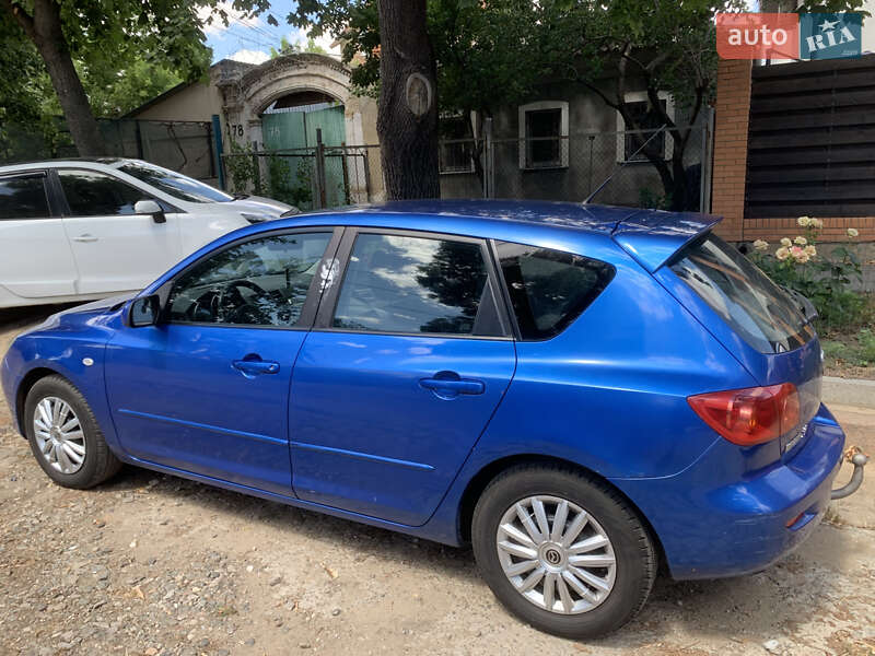 Хетчбек Mazda 3 2004 в Миколаєві