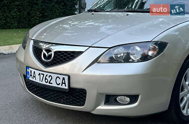 Седан Mazda 3 2007 в 