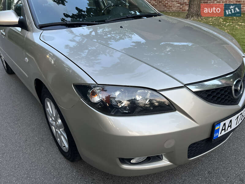 Седан Mazda 3 2007 в Києві