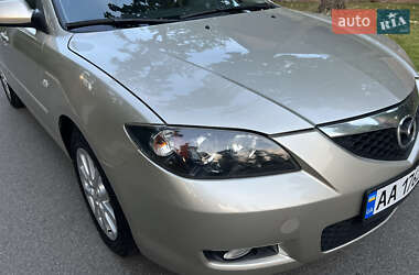 Седан Mazda 3 2007 в 