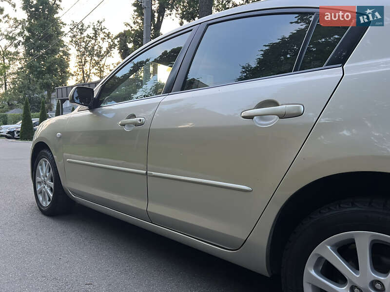 Седан Mazda 3 2007 в Києві