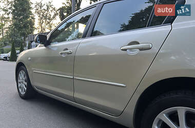 Седан Mazda 3 2007 в 