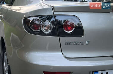 Седан Mazda 3 2007 в 