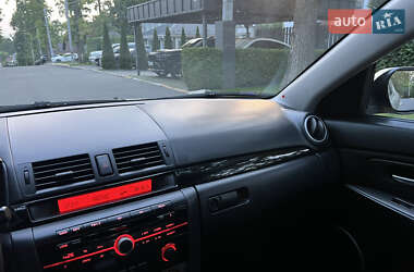 Седан Mazda 3 2007 в 