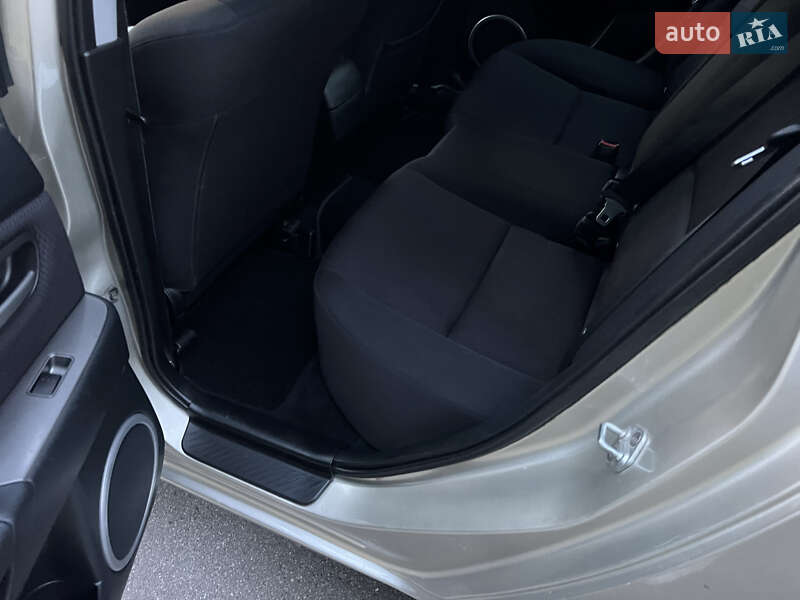 Седан Mazda 3 2007 в Києві