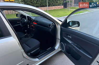 Седан Mazda 3 2007 в 