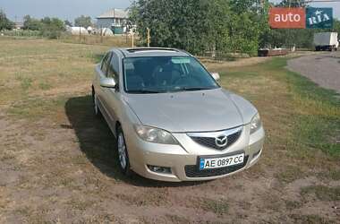 Седан Mazda 3 2006 в Новомосковске