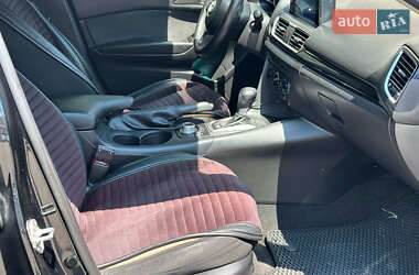 Седан Mazda 3 2014 в 