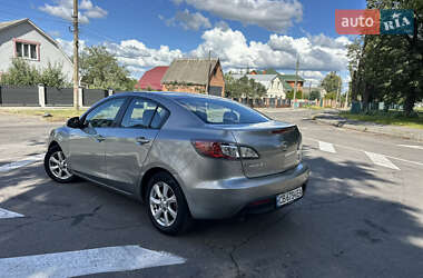 Седан Mazda 3 2010 в 
