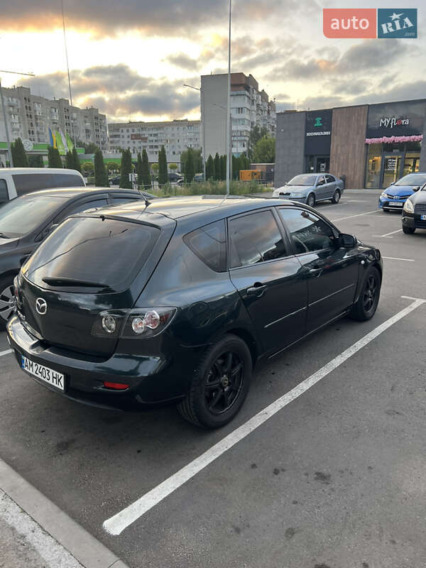 Хэтчбек Mazda 3 2005 в Житомире