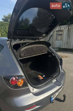 Хэтчбек Mazda 3 2006 в 