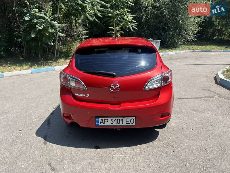Хэтчбек Mazda 3 2012 в Запорожье