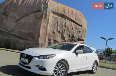 Седан Mazda 3 2017 в Одесі