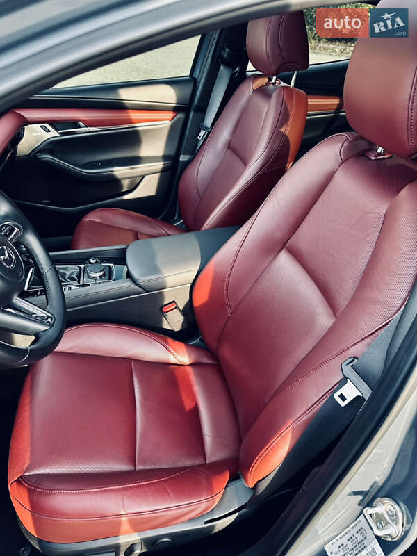 Хэтчбек Mazda 3 2019 в Одессе фото 49 Хэтчбек Mazda 3 2019 в Одессе