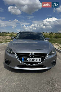 Седан Mazda 3 2013 в 
