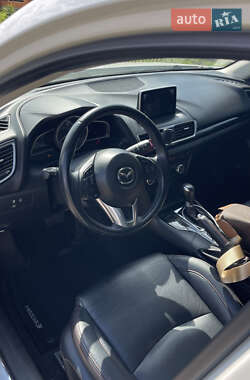 Хетчбек Mazda 3 2013 в 