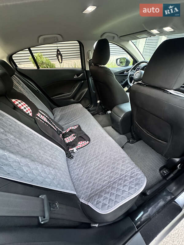 Седан Mazda 3 2015 в Ізмаїлі фото 32 Седан Mazda 3 2015 в Ізмаїлі