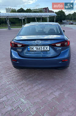 Седан Mazda 3 2017 в 
