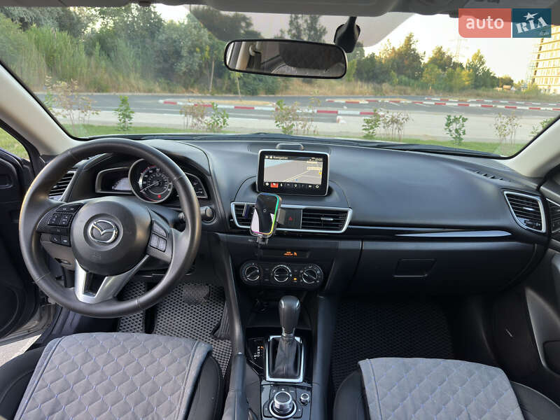 Седан Mazda 3 2015 в Ізмаїлі фото 34 Седан Mazda 3 2015 в Ізмаїлі