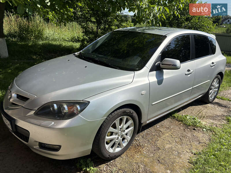 Хэтчбек Mazda 3 2008 в Киеве