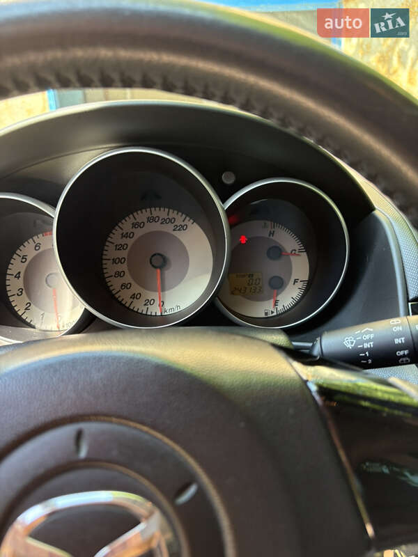 Хэтчбек Mazda 3 2008 в Киеве