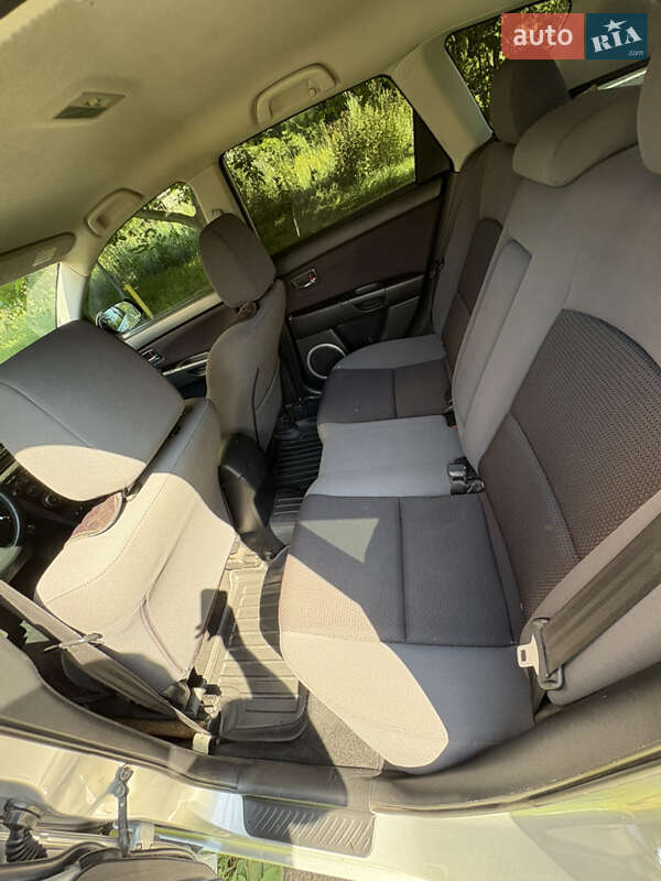 Хэтчбек Mazda 3 2008 в Киеве