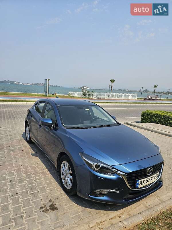 Хэтчбек Mazda 3 2018 в Львове