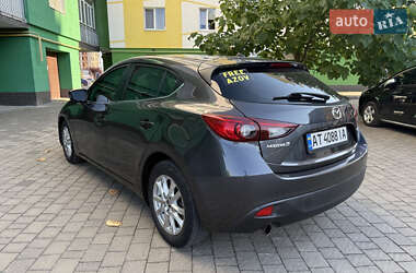 Хэтчбек Mazda 3 2015 в 