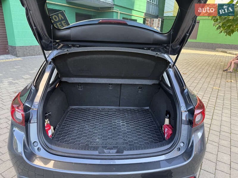 Хэтчбек Mazda 3 2015 в Ивано-Франковске фото 5 Хэтчбек Mazda 3 2015 в Ивано-Франковске
