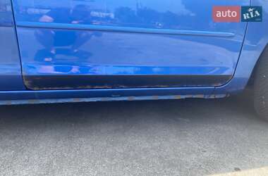 Седан Mazda 3 2004 в Запоріжжі