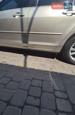 Седан Mazda 3 2006 в 