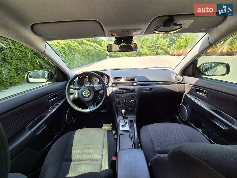Седан Mazda 3 2006 в Днепре