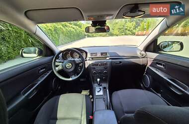 Седан Mazda 3 2006 в 