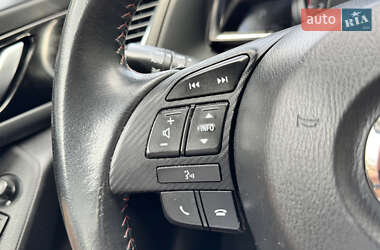 Седан Mazda 3 2014 в 