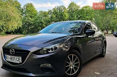 Седан Mazda 3 2016 в Полтаве