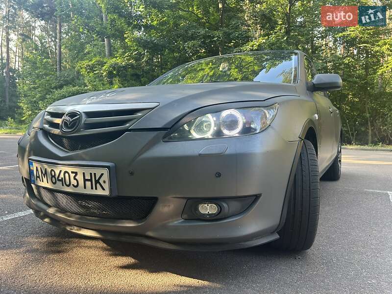 Хэтчбек Mazda 3 2005 в 