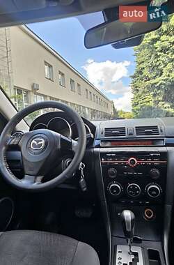 Седан Mazda 3 2009 в 