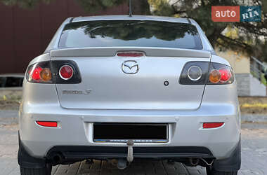 Седан Mazda 3 2006 в 