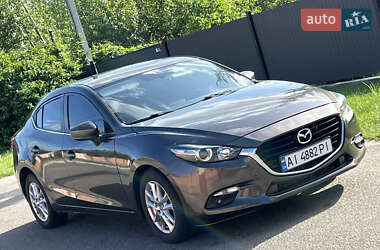 Седан Mazda 3 2017 в 