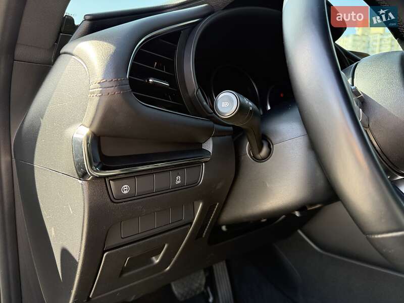 Хэтчбек Mazda 3 2019 в Киеве