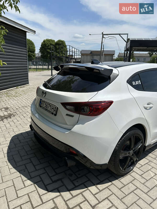 Хэтчбек Mazda 3 2013 в Ивано-Франковске