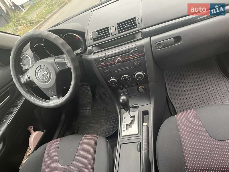 Хэтчбек Mazda 3 2006 в Киеве