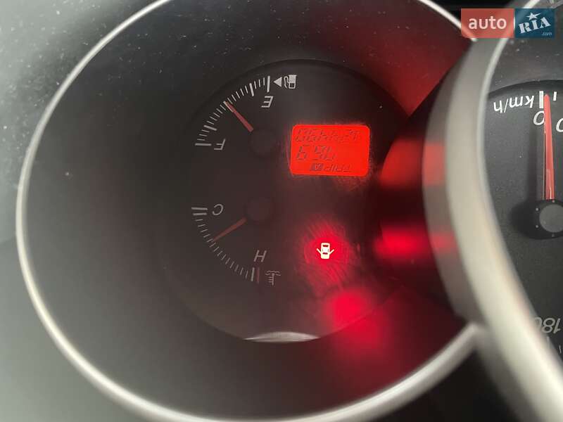 Хэтчбек Mazda 3 2006 в Киеве