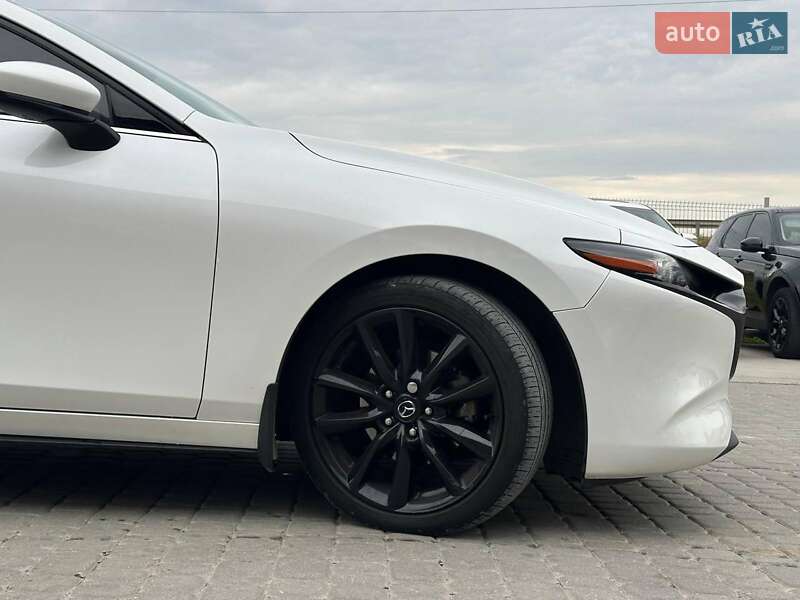 Хэтчбек Mazda 3 2019 в Львове
