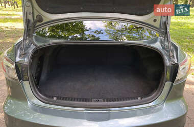 Седан Mazda 3 2012 в 