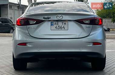 Седан Mazda 3 2017 в 