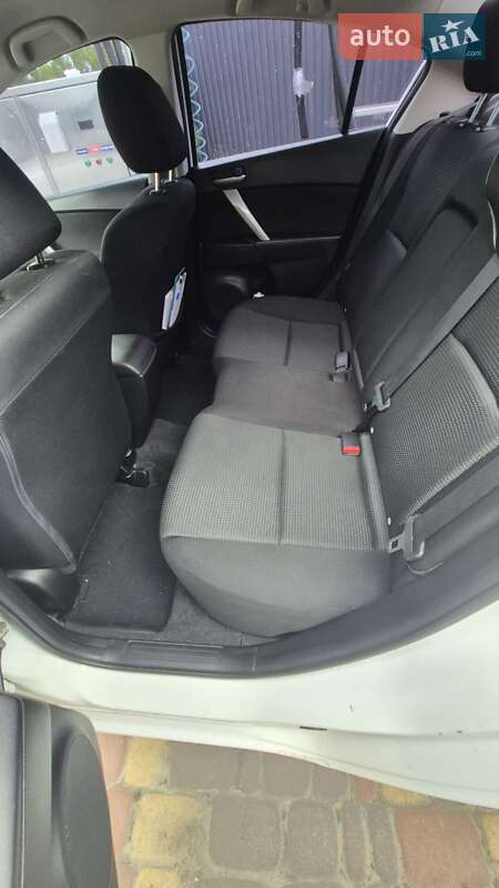 Седан Mazda 3 2012 в Києві фото 18 Седан Mazda 3 2012 в Києві